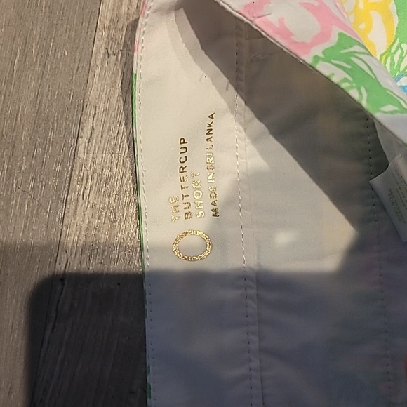 LILLY PULITZER Hibiscus Stroll Buttercup Shorts Size 0 - Picture 5 of 8